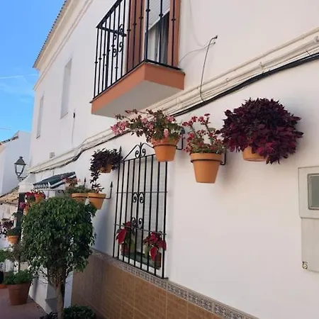 Stylish Beachside House 50 M From The Sea ! Ferienhaus Estepona